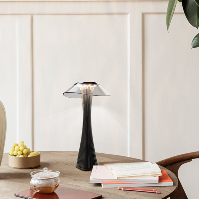 Seravine | Lampka nocna w nowoczesnym stylu