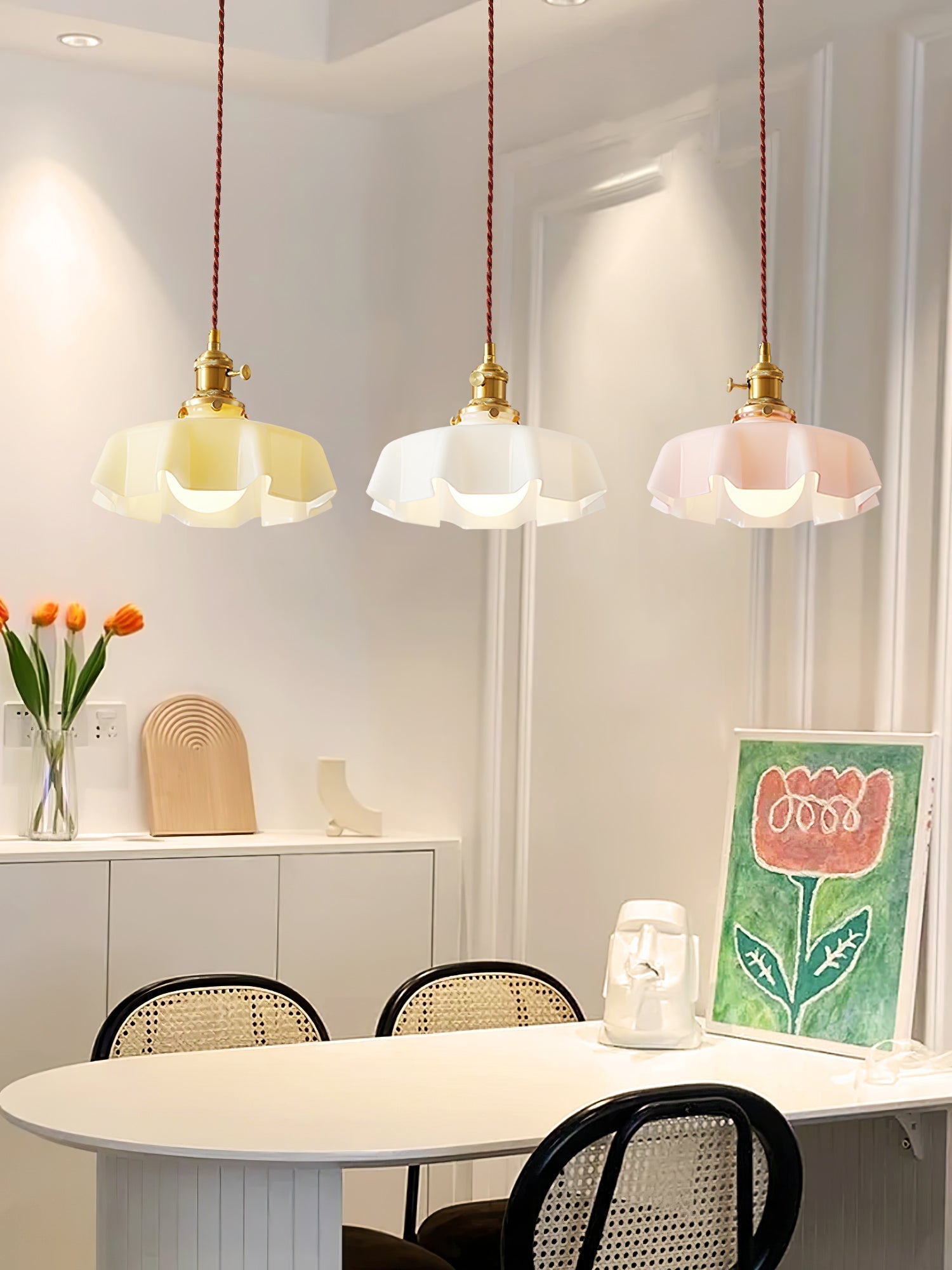 Valdina | Klosz do lampy wiszącej z falistym brzegiem