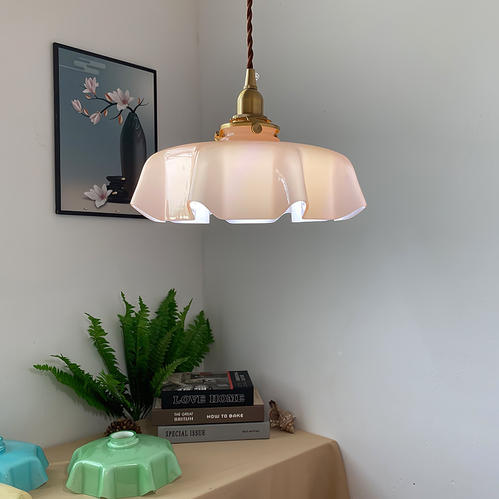 Valdina | Klosz do lampy wiszącej z falistym brzegiem