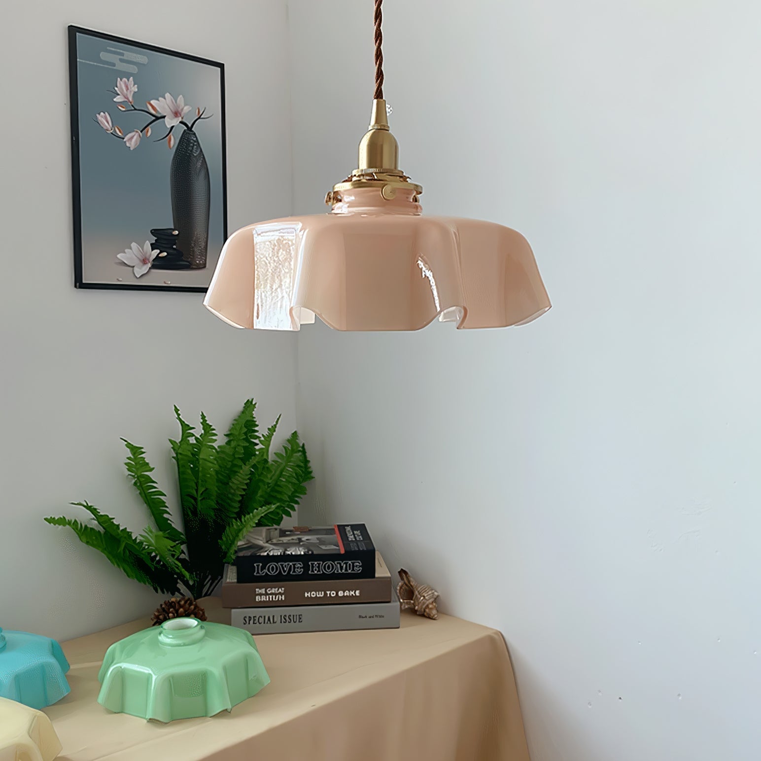 Valdina | Klosz do lampy wiszącej z falistym brzegiem