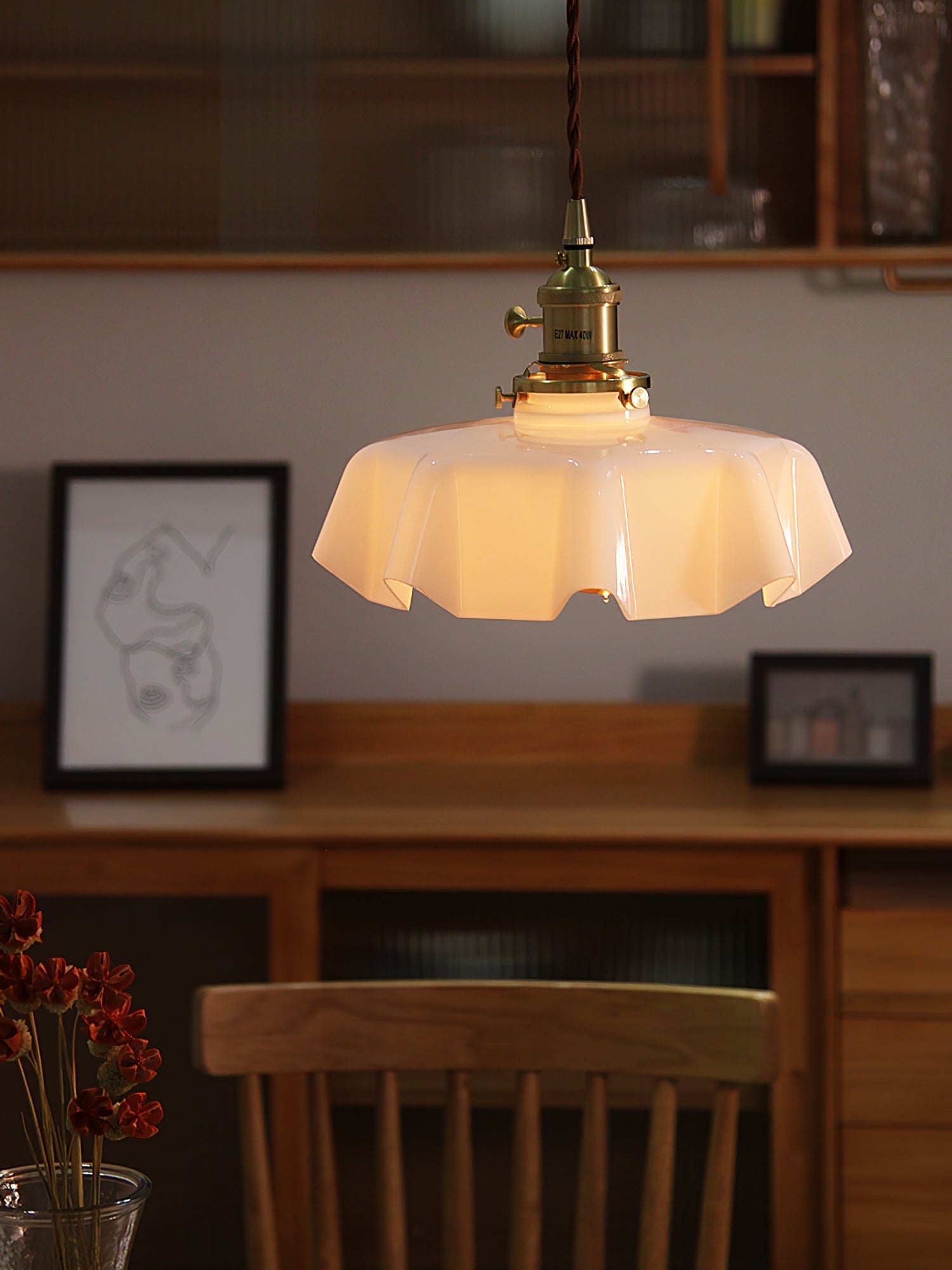Valdina | Klosz do lampy wiszącej z falistym brzegiem