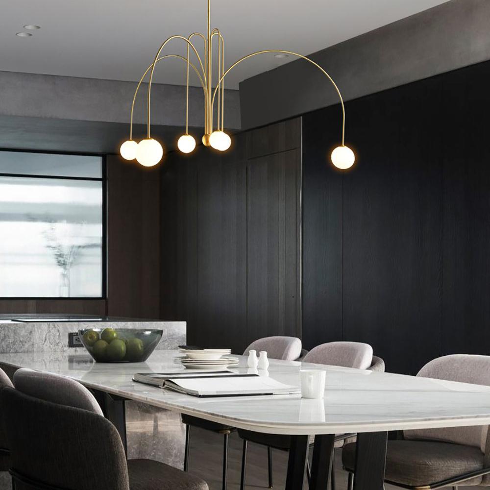 Arlina – designerska lampa sufitowa z szklanymi kulkami