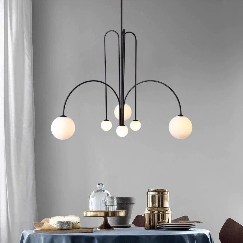Arlina – designerska lampa sufitowa z szklanymi kulkami