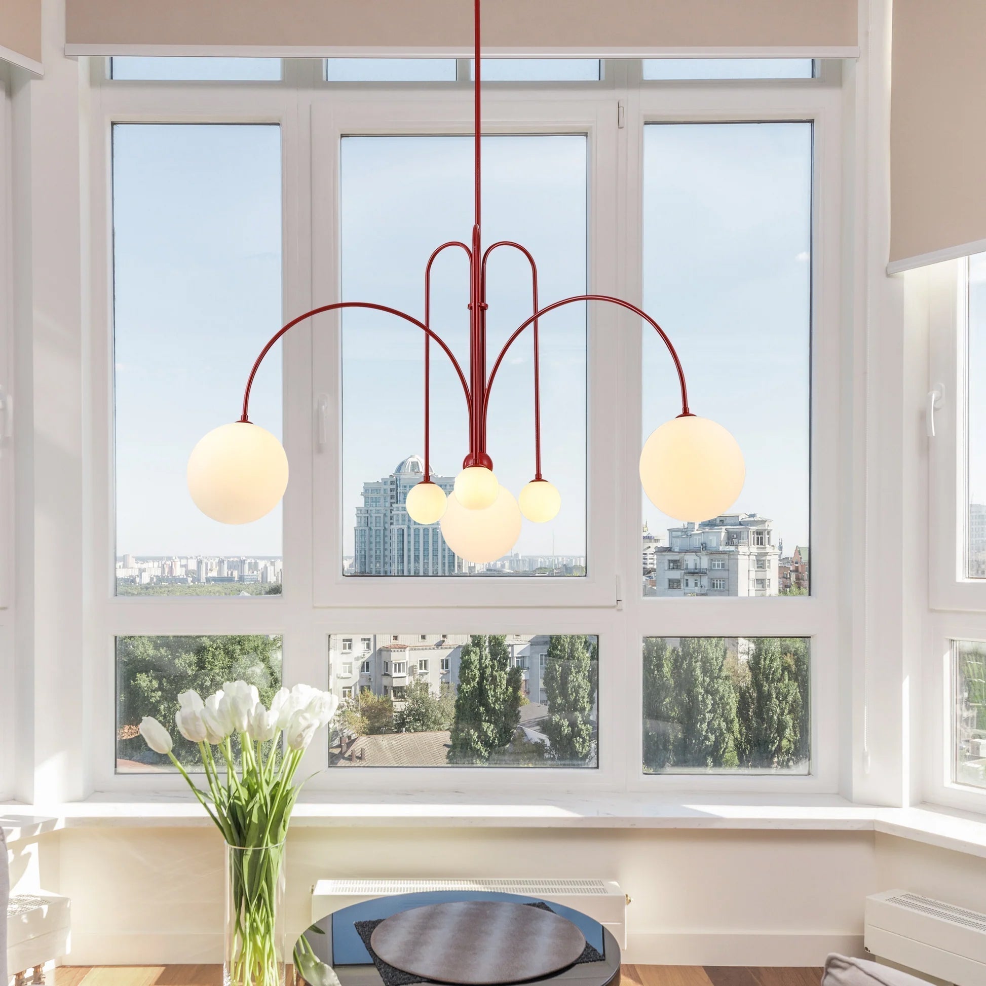 Arlina – designerska lampa sufitowa z szklanymi kulkami