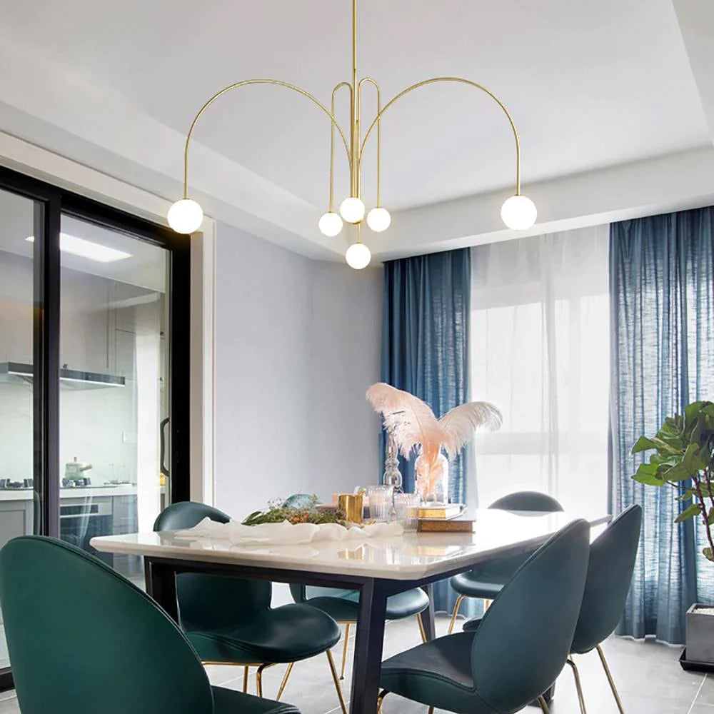 Arlina – designerska lampa sufitowa z szklanymi kulkami