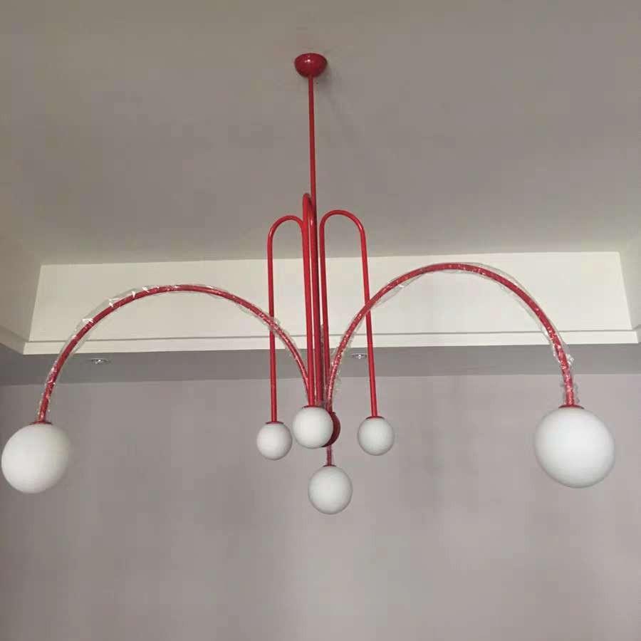 Arlina – designerska lampa sufitowa z szklanymi kulkami