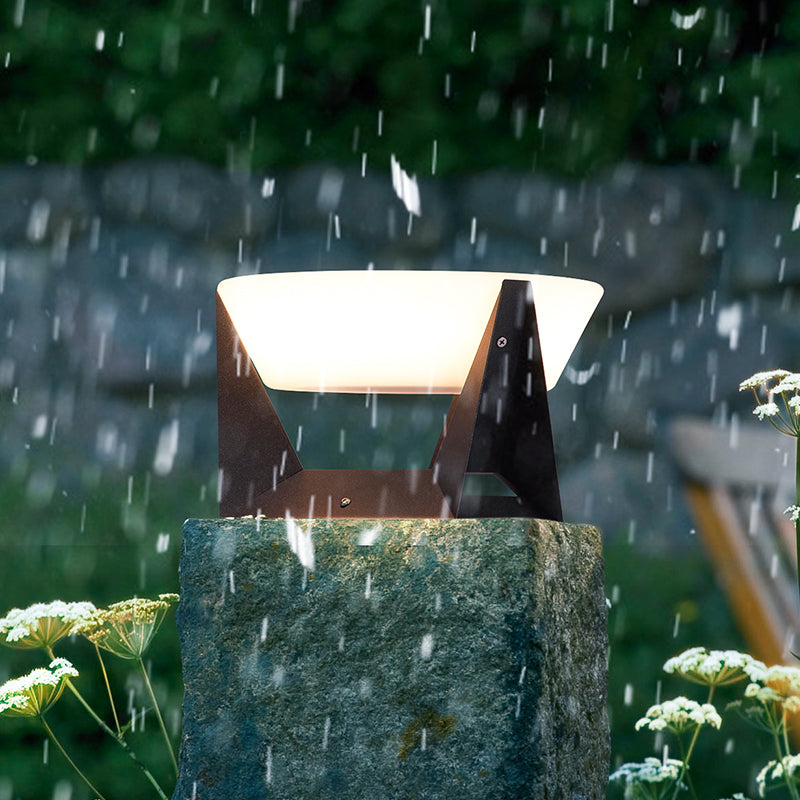 Solaris | Nowoczesna solarna lampa podłogowa LED