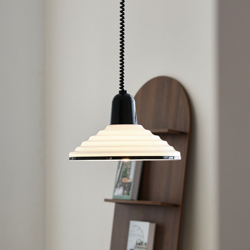 Retra | Lampa wisząca w stylu retro z stopniowanym designem