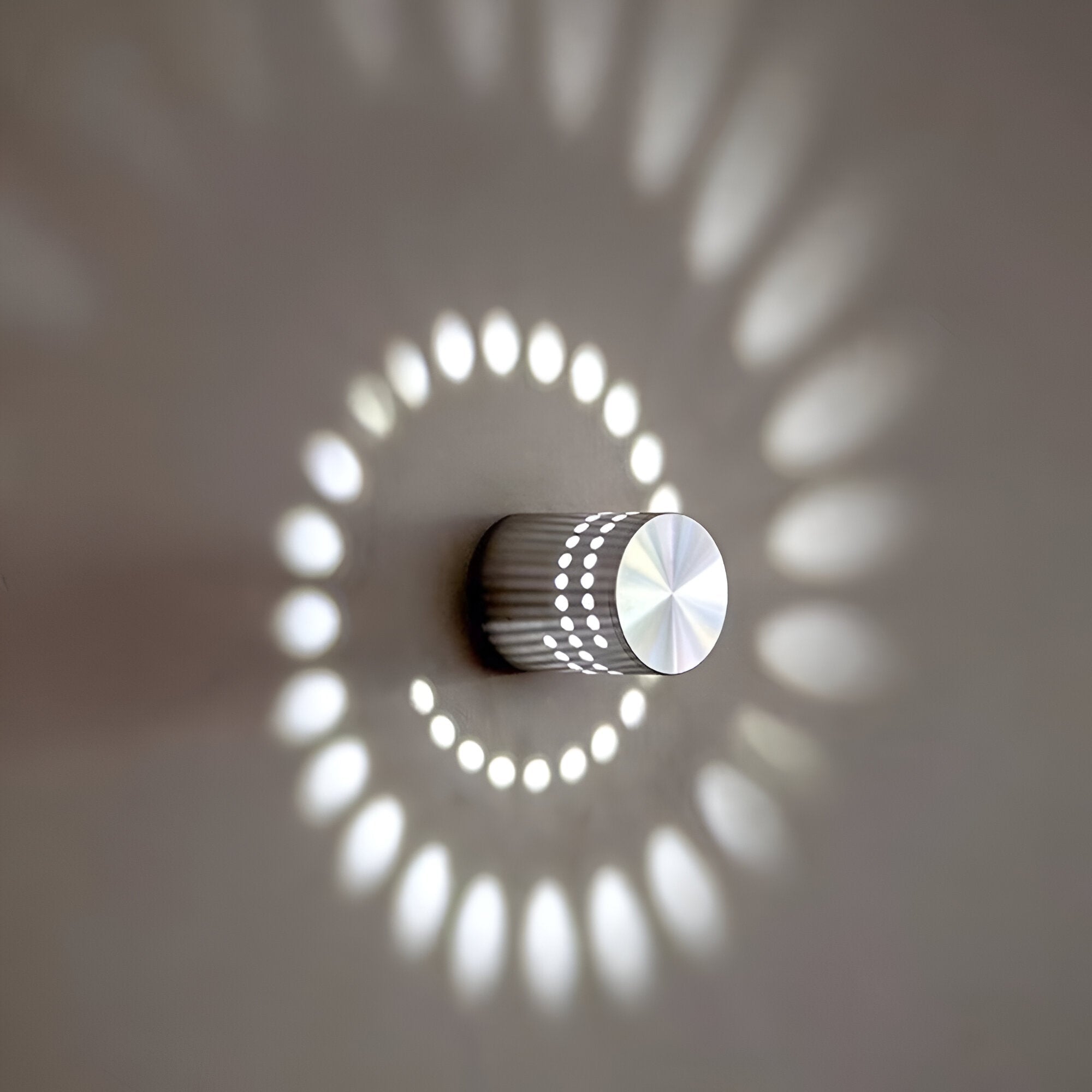 Spirava | Kinkiet LED z efektem spirali