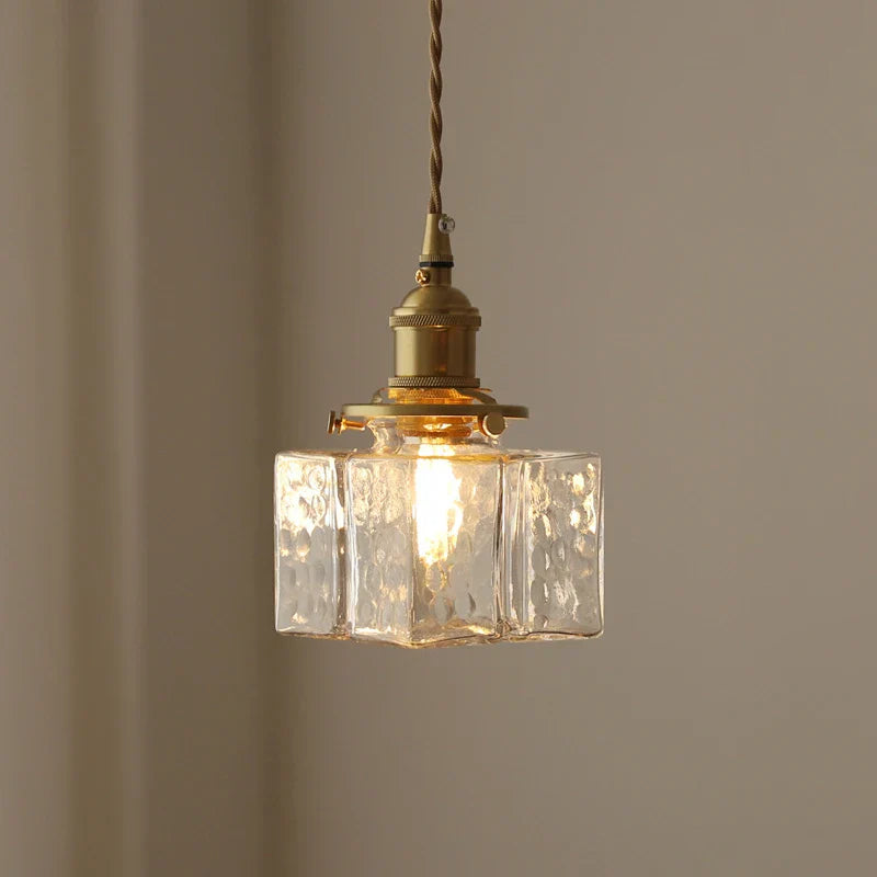 Orvani – lampa wisząca LED z kloszem w kształcie sześcianu