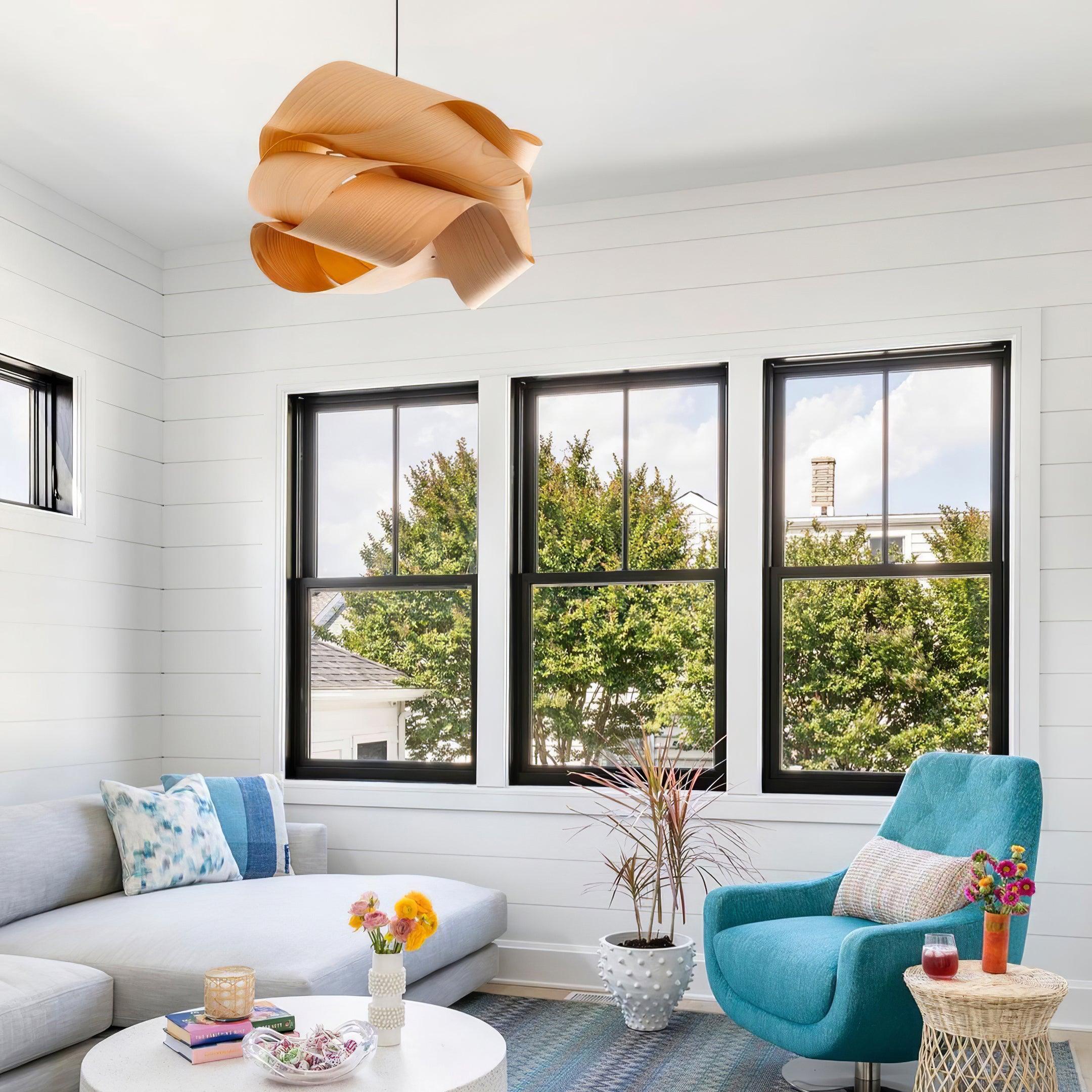 Lirado – designerska lampa wisząca w stylu drewnianym