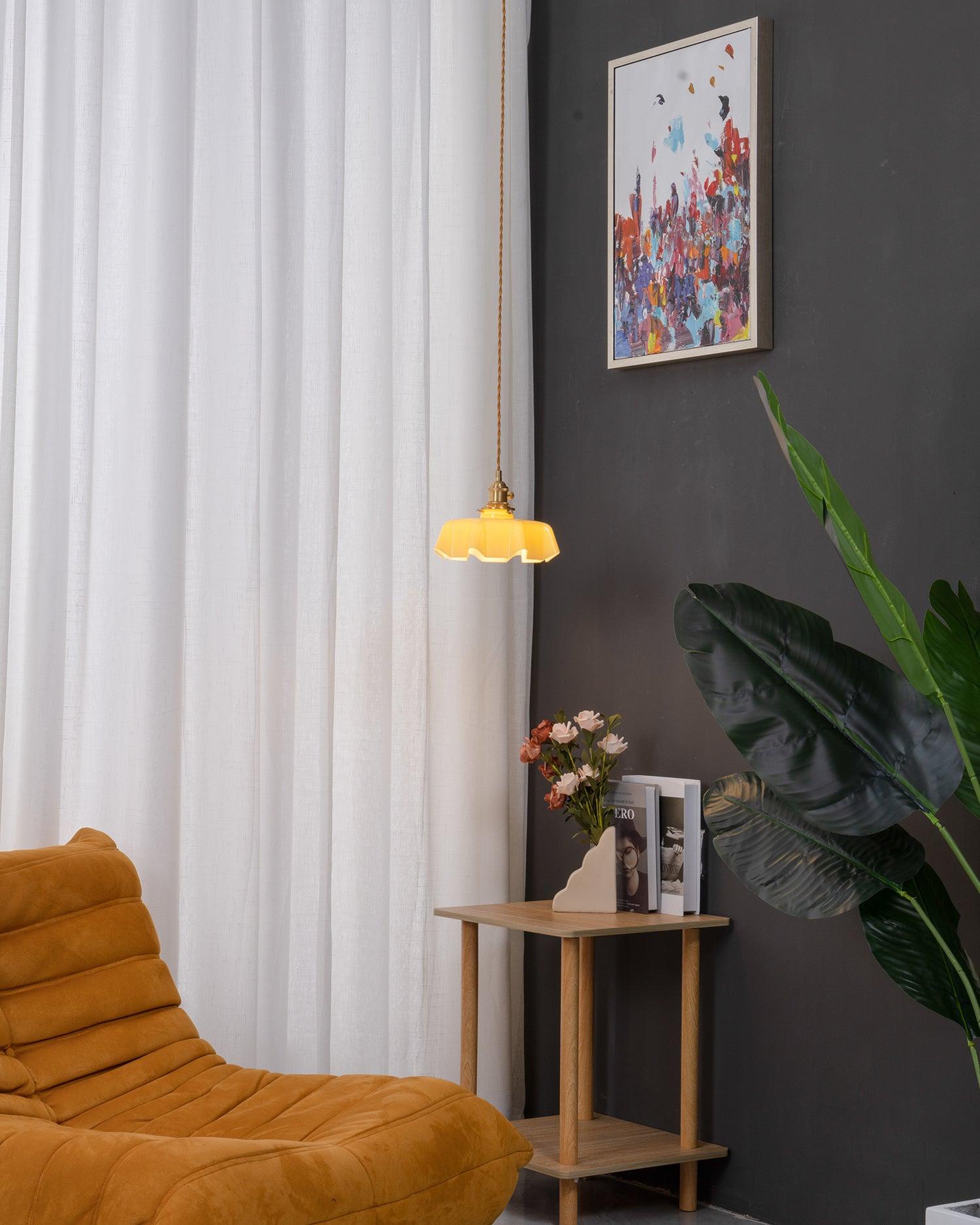 Valdina | Klosz do lampy wiszącej z falistym brzegiem