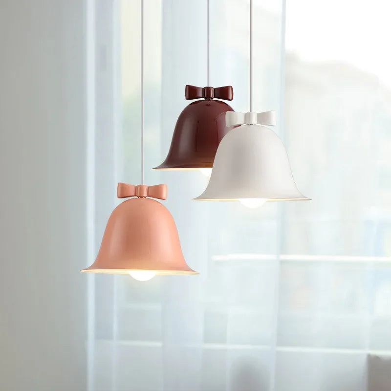 Bellora | Lampa wisząca w kształcie dzwonu z kokardą