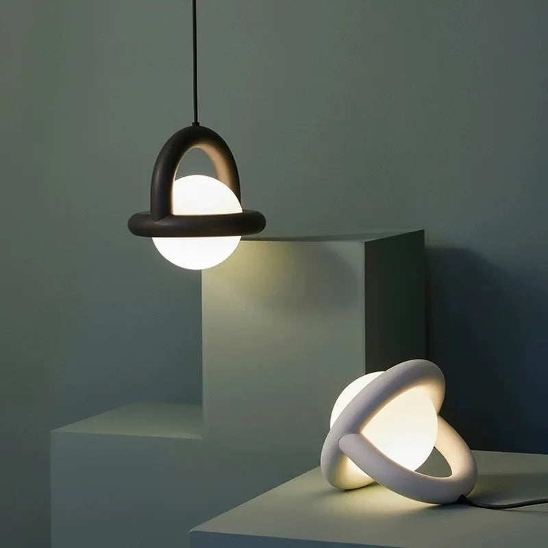 Lunira | Lampa wisząca w kształcie kulistego pierścienia