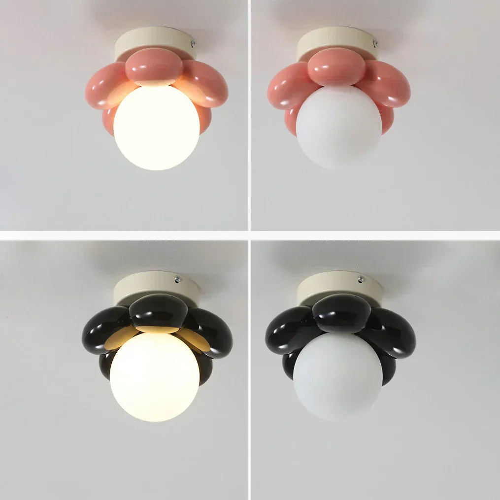 Nordia | Lampa sufitowa szklana Flower w stylu skandynawskim