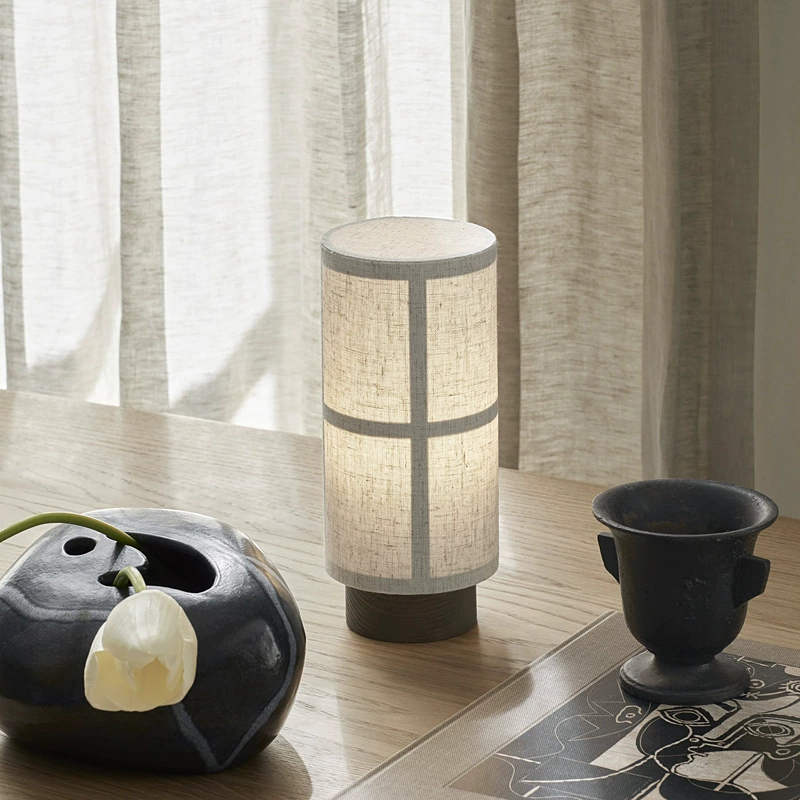 Lioren | Stołowa lampa cylindryczna z abażurem z tkaniny