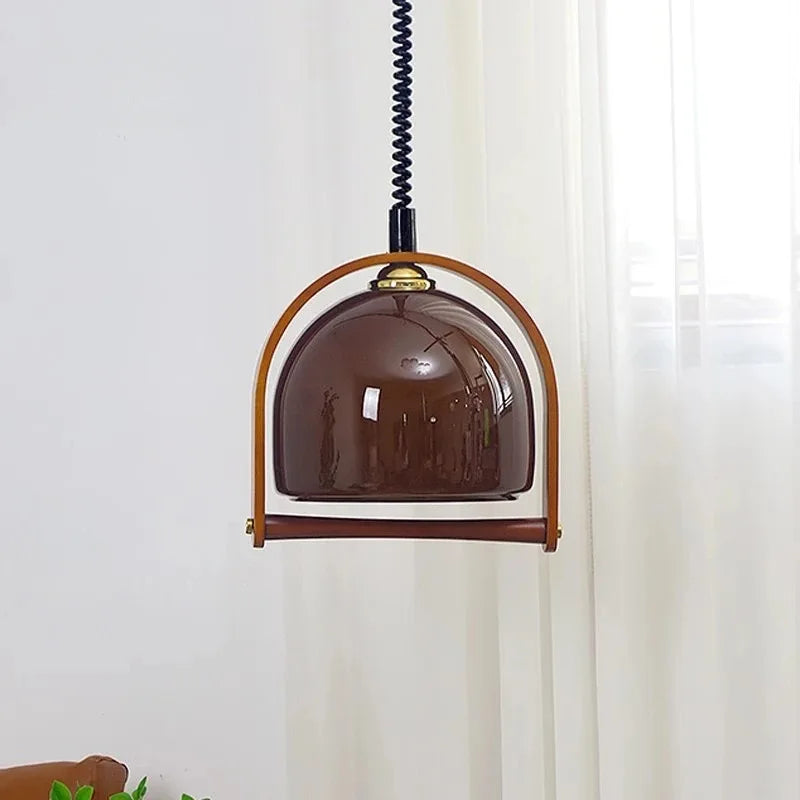 Amira | Kulista lampa wisząca z drewnianą ramą