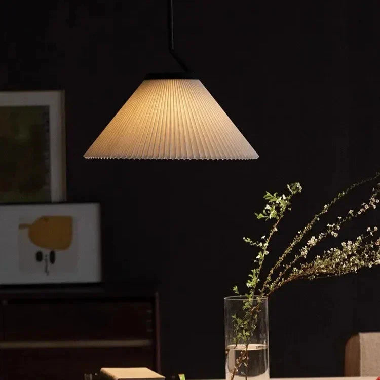Feyra | Lampa wisząca w kształcie plis