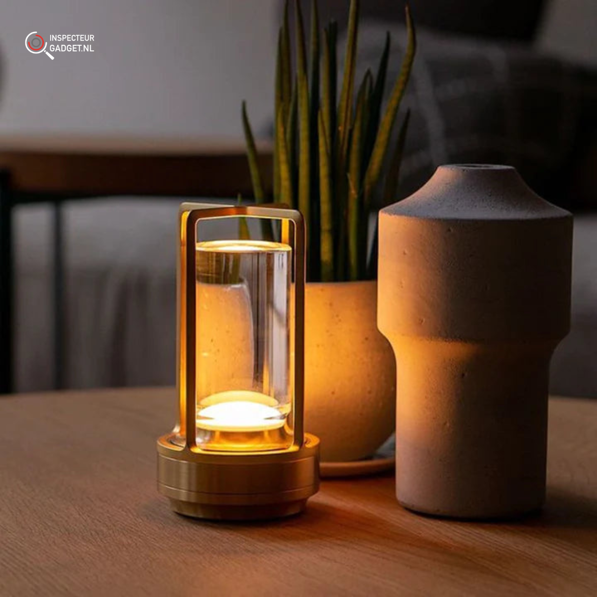 Qandlelight | Bezprzewodowa, ładowalna lampa stołowa
