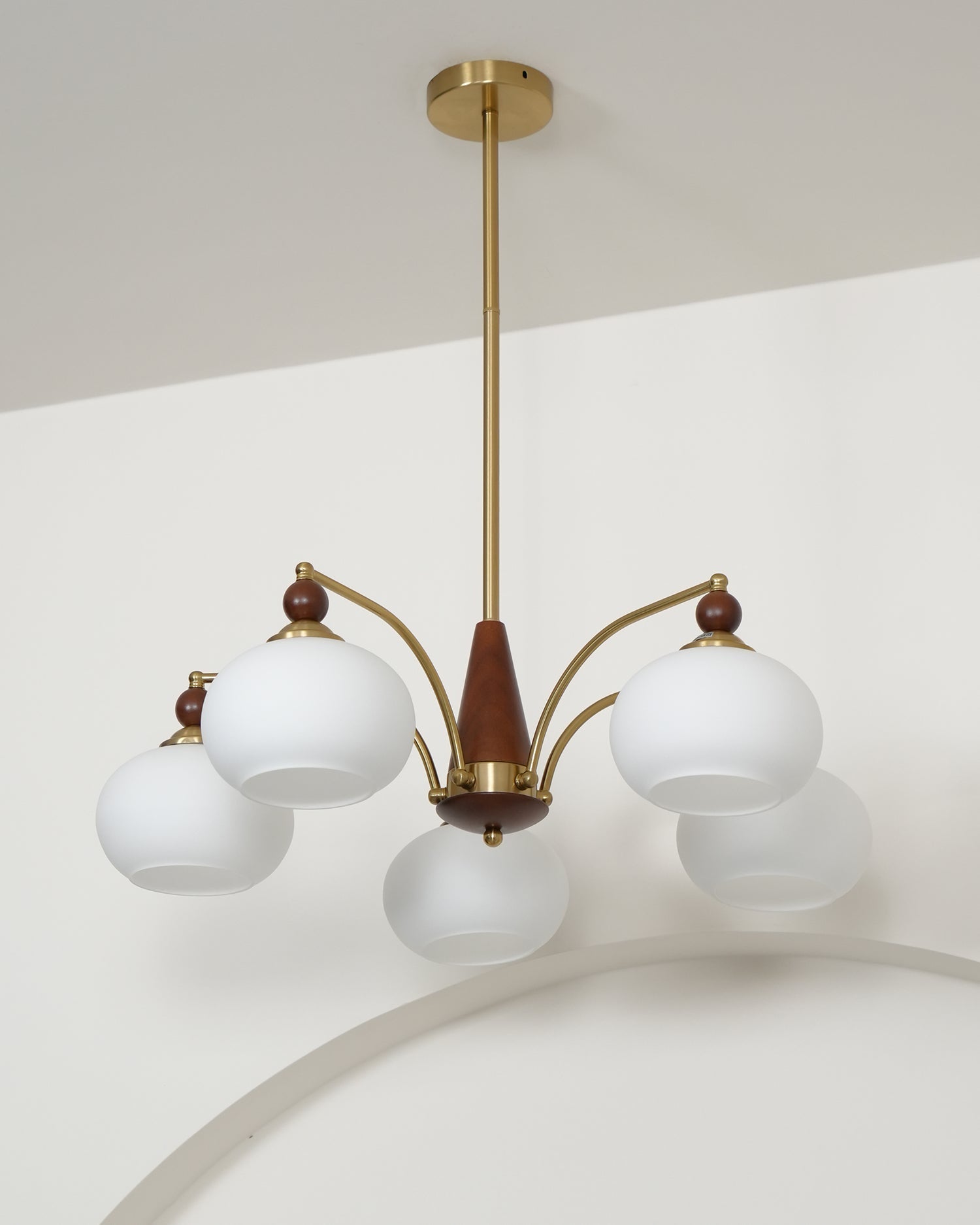 Clavira | Vintage lampy sufitowe z opalowym szkłem