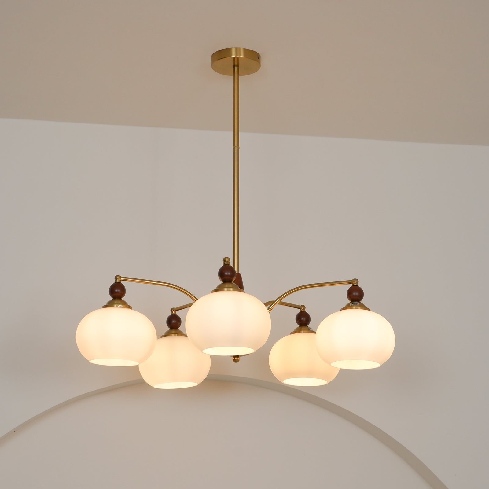 Clavira | Vintage lampy sufitowe z opalowym szkłem