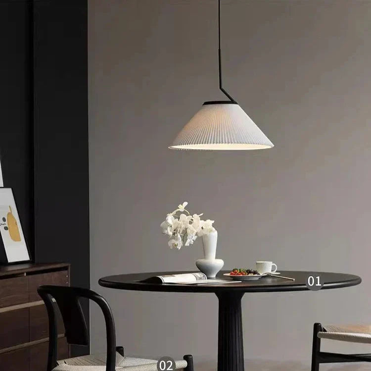 Feyra | Lampa wisząca w kształcie plis