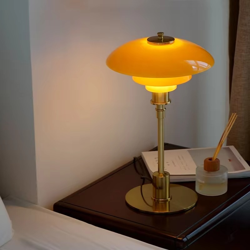 Retro | Lampa stołowa szklana