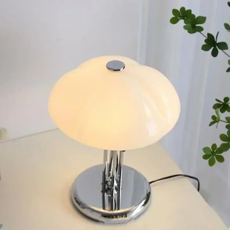Clarivo | designerska lampa szklana w stylu retro
