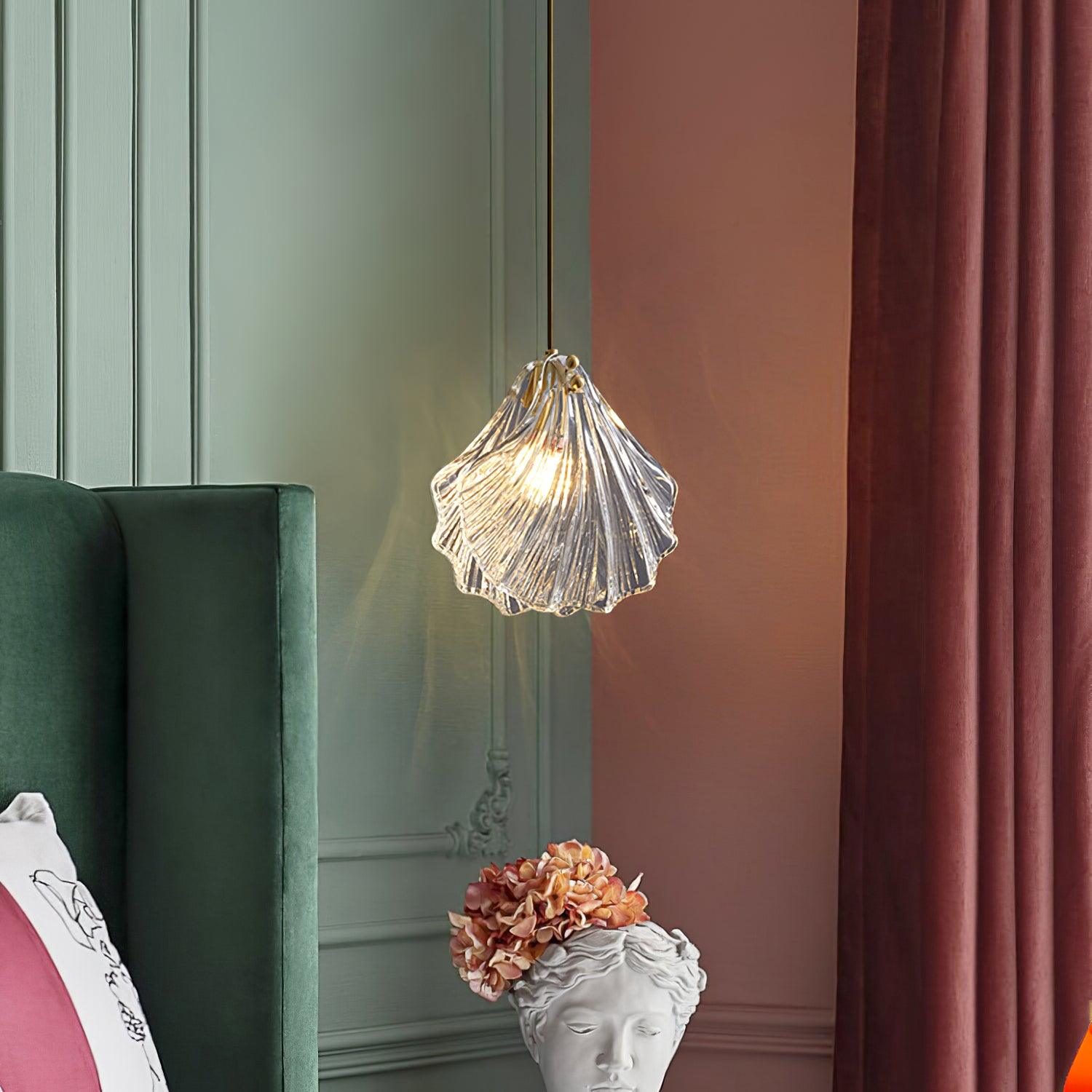 Coralia | Szklana lampa wisząca w kształcie muszli