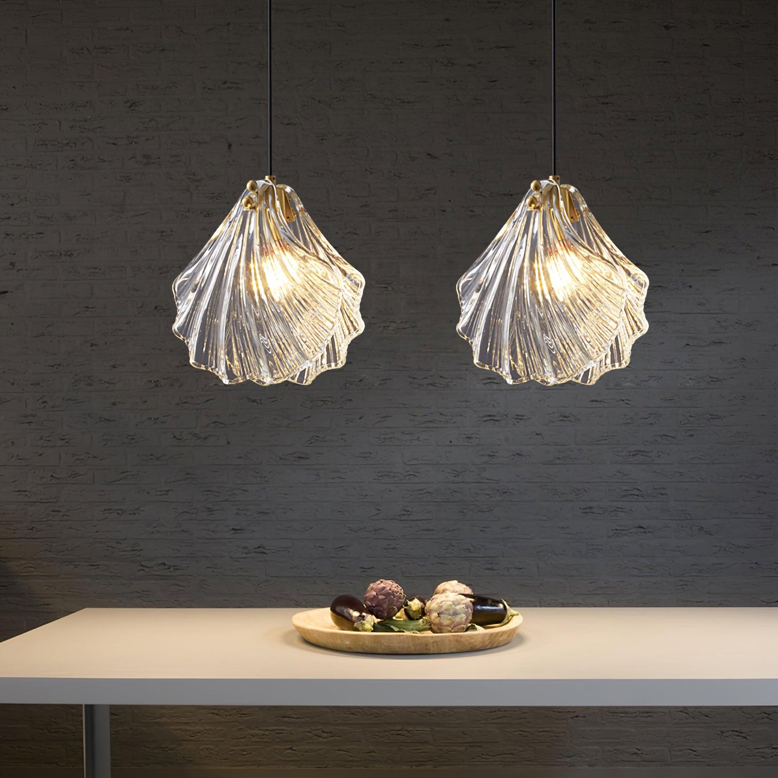 Coralia | Szklana lampa wisząca w kształcie muszli