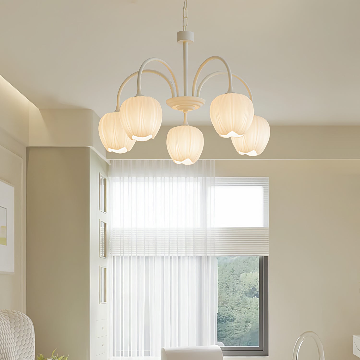 Tulivine | Wisząca lampa LED w kształcie kwiatu