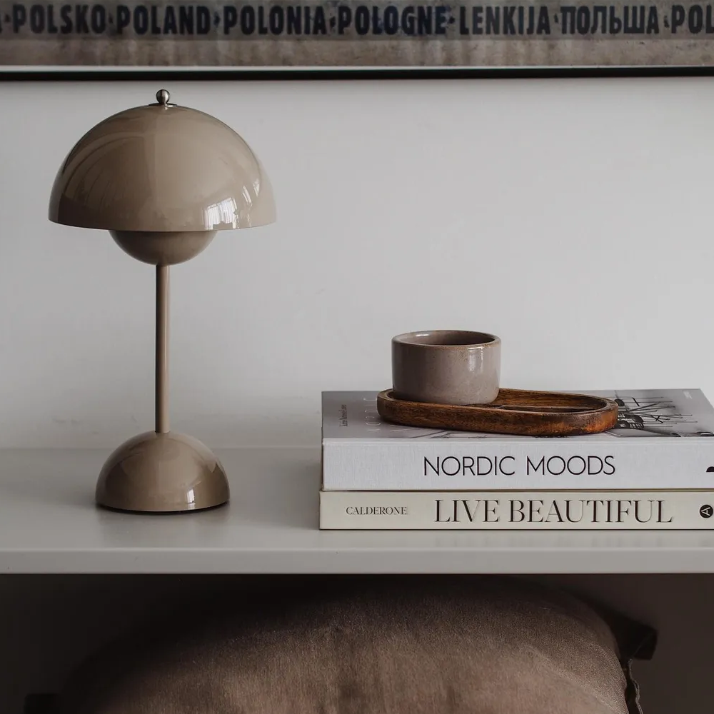 Nordina | Lampa stołowa w stylu retro