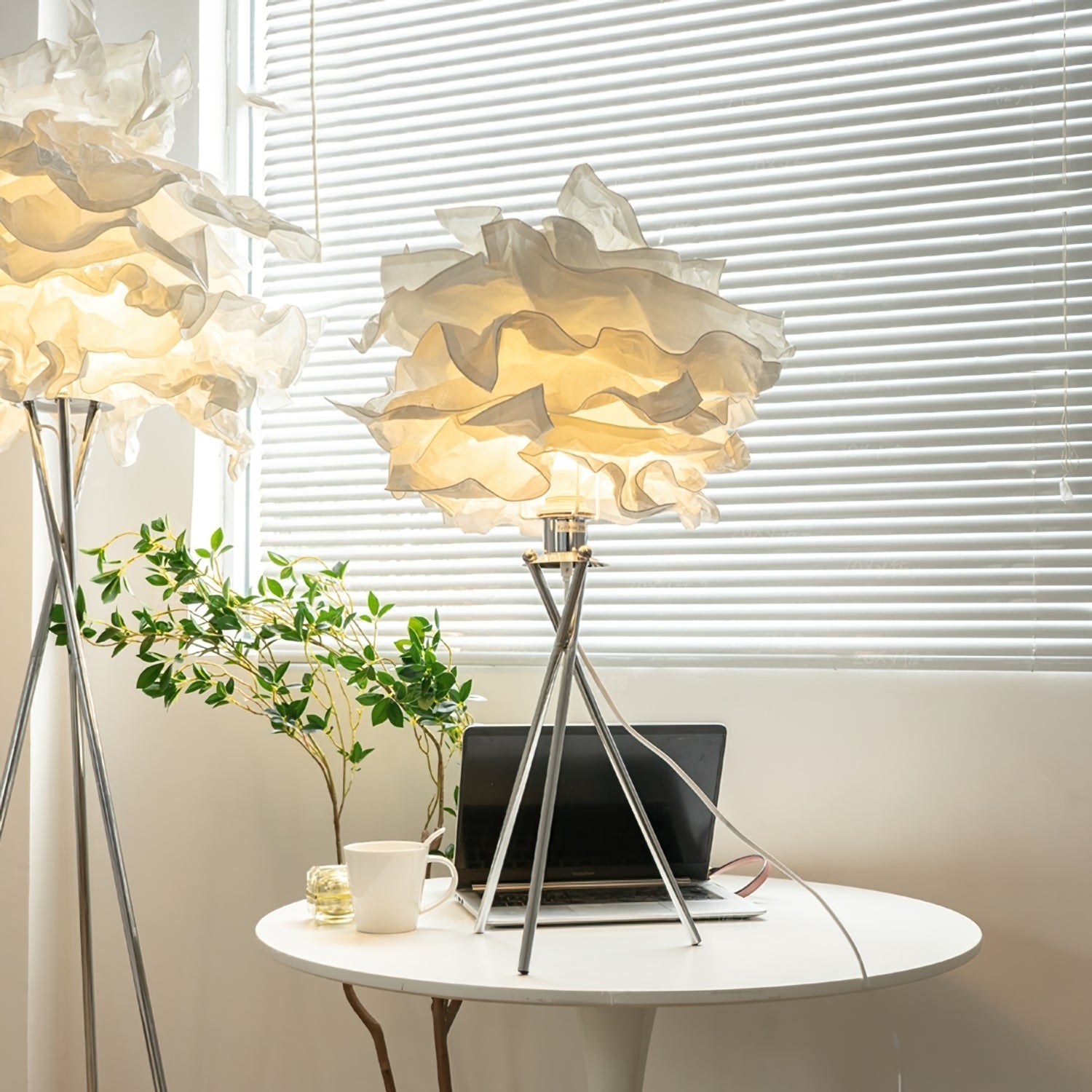 Skylight | Nowoczesna lampa stołowa LED w kształcie chmury