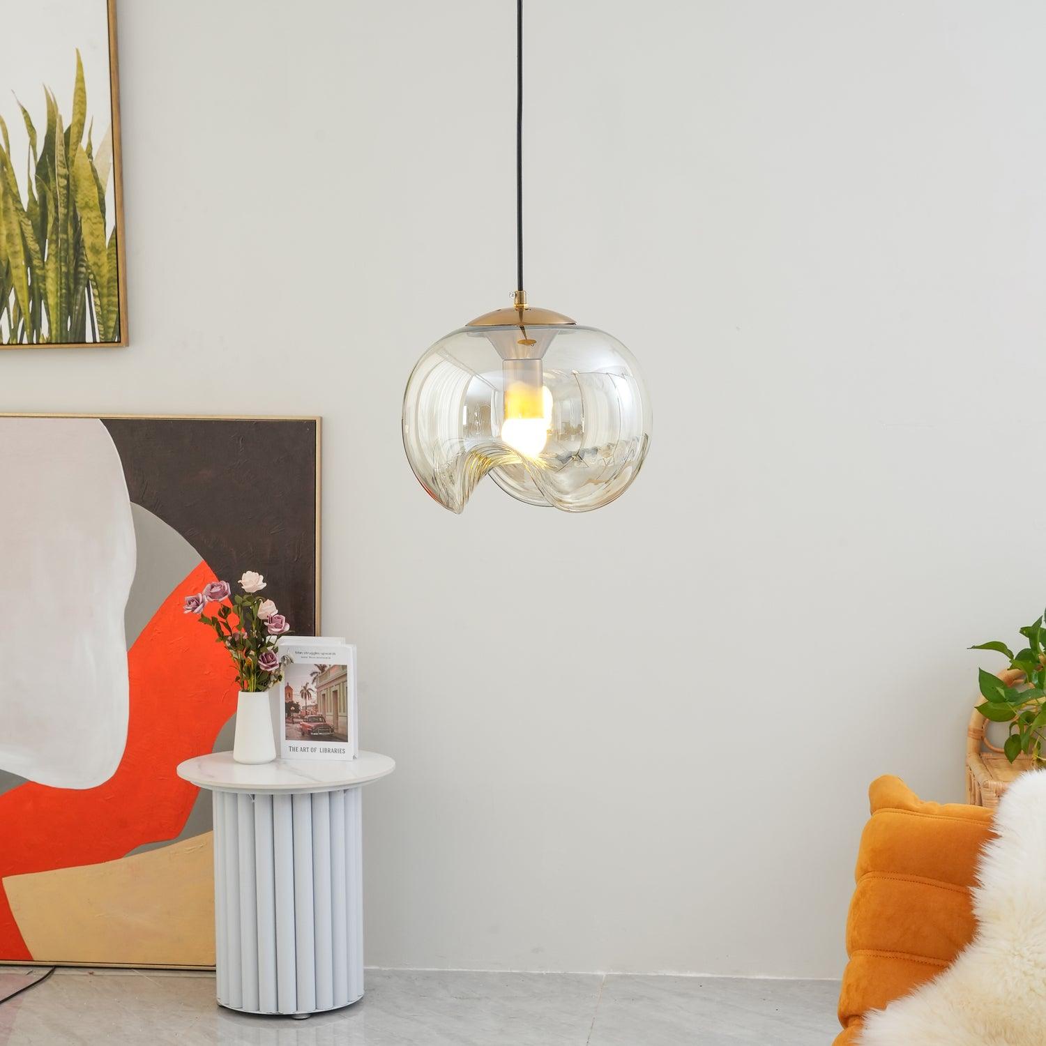 Alviera | Szklana lampa wisząca o rzeźbiarskiej formie