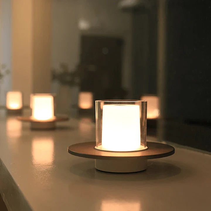 Orvian | Lampka stołowa LED z cylindrem