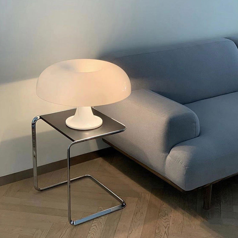 Nordic Mushroom | Minimalistyczna Lampka Stołowa w Stylu Nesso