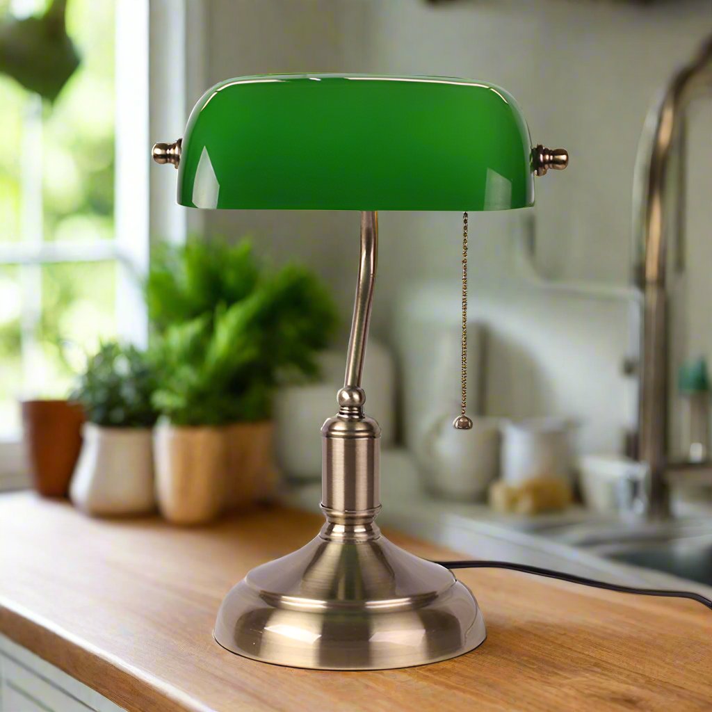 Aurelen | lampa biurkowa w stylu retro z mosiądzu