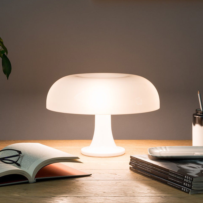 Nordic Mushroom | Minimalistyczna Lampka Stołowa w Stylu Nesso