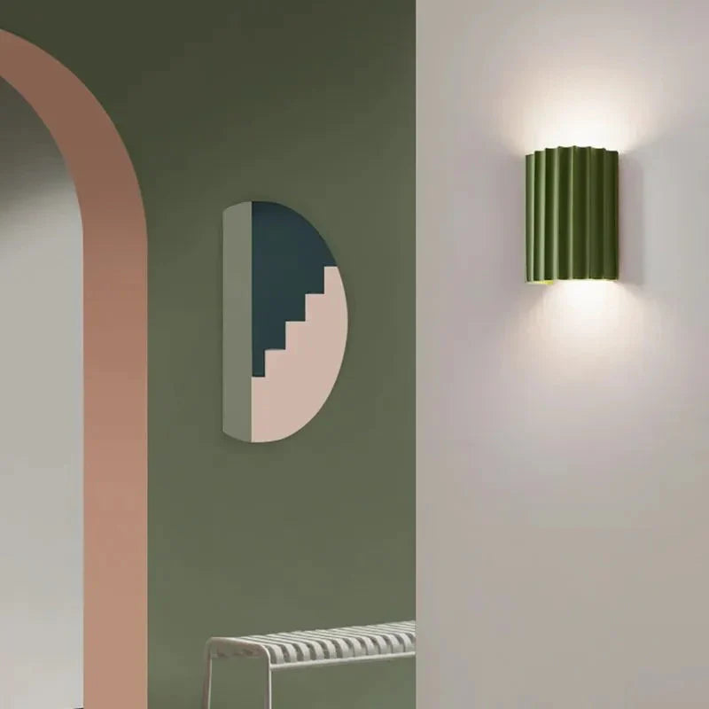 Curvella | Falista lampa ścienna