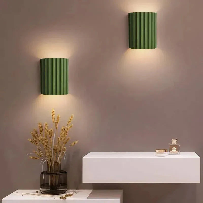 Curvella | Falista lampa ścienna
