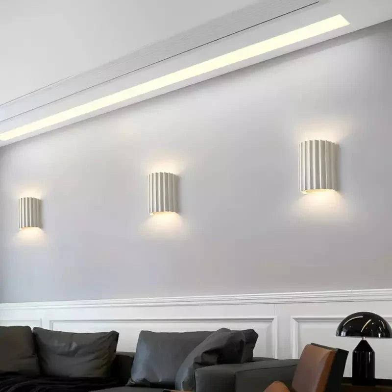 Curvella | Falista lampa ścienna