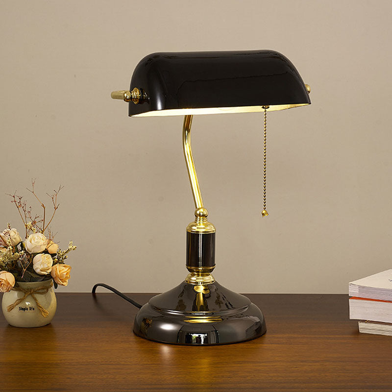 Aurelen | lampa biurkowa w stylu retro z mosiądzu