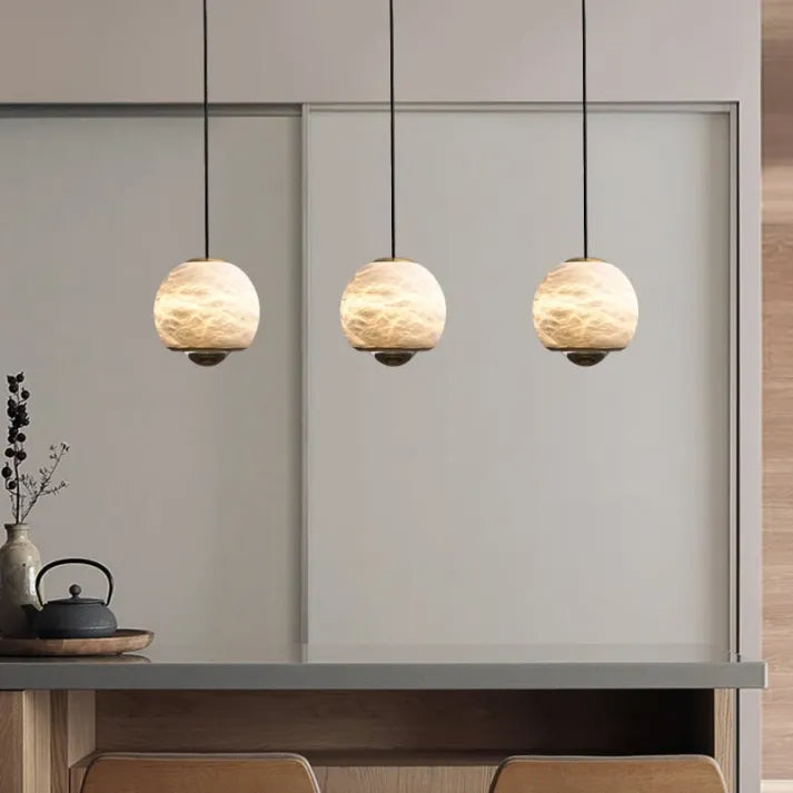 Seliora | Wisząca lampa kulista o strukturze chmury