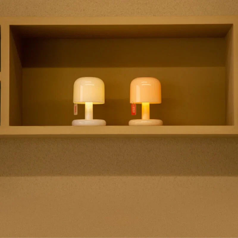 Minora | Przenośna mini lampka stołowa