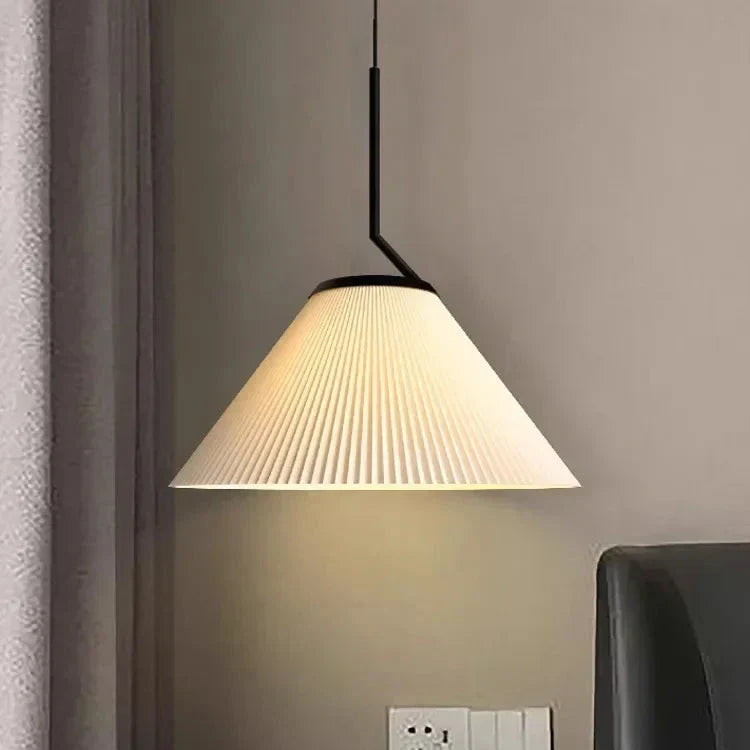 Feyra | Lampa wisząca w kształcie plis