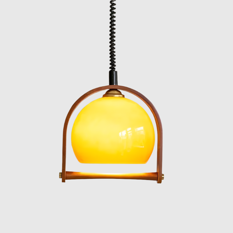 Amira | Kulista lampa wisząca z drewnianą ramą