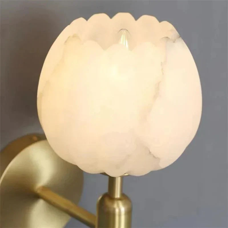 Florien | Kwiatowa lampa ścienna z szklanym kloszem