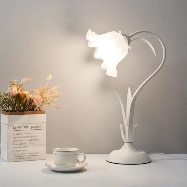 Florina | Kwiatowa lampa stołowa z kloszem w kształcie kwiatu