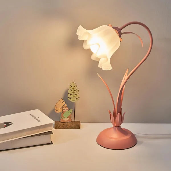 Florina | Kwiatowa lampa stołowa z kloszem w kształcie kwiatu