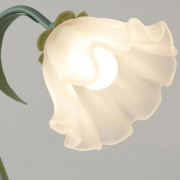 Florina | Kwiatowa lampa stołowa z kloszem w kształcie kwiatu